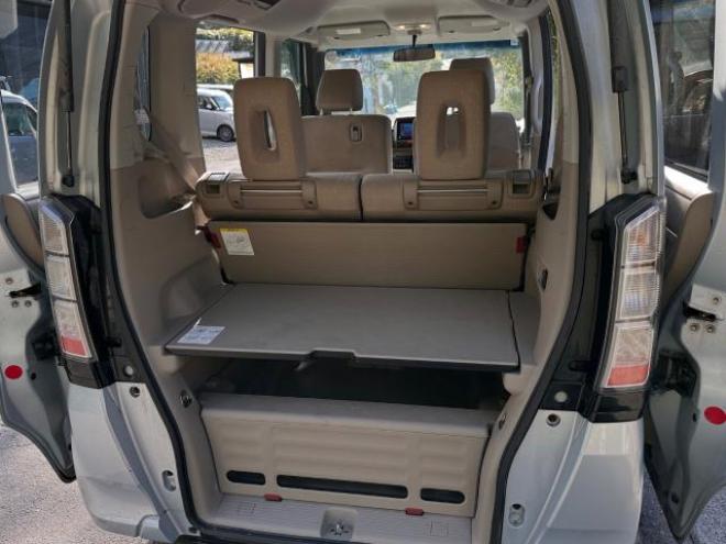N-BOX+4WD フルフラットシート190センチ　左パワースライド　車中泊可能　バックカメラ　エンジンスターター　ワンセグナビ　ETC タイミングチェーン車　スマートキー 4WD 660 5Dr