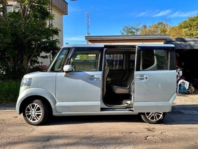 N-BOX+4WD フルフラットシート190センチ　左パワースライド　車中泊可能　バックカメラ　エンジンスターター　ワンセグナビ　ETC タイミングチェーン車　スマートキー 4WD 660 5Dr
