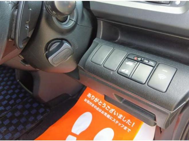 ステップワゴン2.0 スパーダ S 4WD　車検10年10月4WD　ワイドナビ&TV&バツクカメラ　キーフリー　電動スライドドアHIDHヘツドライト　夏冬タイヤホイール付 2000