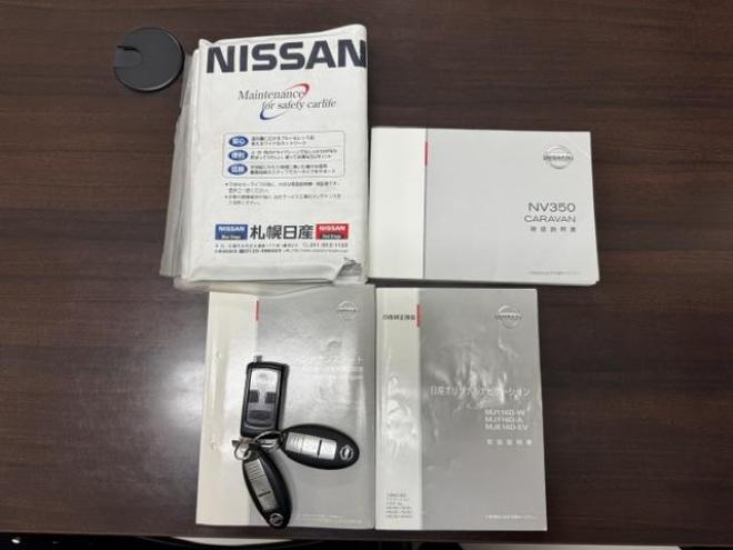 キャラバンバンＮＶ３５０キャラバン　ロングプレミアムＧＸターボ　寒冷地仕様　ディーゼルターボ　新品ブラックレザーシートカバー　大型ルーフキャリア　リアヒーター＆クーラー　アイドルアップ　純正ナビ　Ｂｌｕｅｔｏｏｔｈオーディオ　バックカメラ　純正エンジンスターター 4WD 2500 5Dr