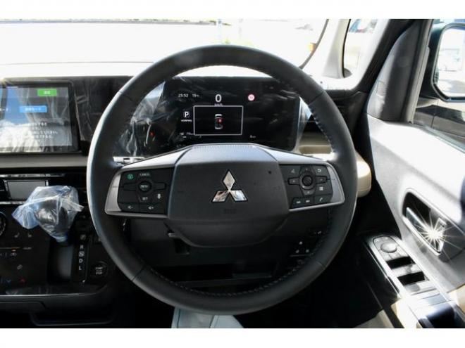 デリカミニＴ プレミアム ４ＷＤ ＴＡＲＯＵＳセレクション ＤＡＭＤ／ＤＡＬＩ チームデイトナＭ９＋ 寒冷地仕様／寒冷地プラスパック 届出済未使用車 ナビ／ＴＶ／バックカメラ ドラレコ前後（北海道） 登録済未使用車 4WD 660 5Dr
