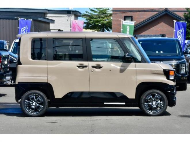 デリカミニＴ プレミアム ４ＷＤ ＴＡＲＯＵ’Ｓセレクション ＤＡＭＤ ナビ／バックカメラ ドラレコ前後 両側パワースライドドア シートヒーター ステアリングヒーター（北海道） 登録済未使用車 4WD 660 5Dr