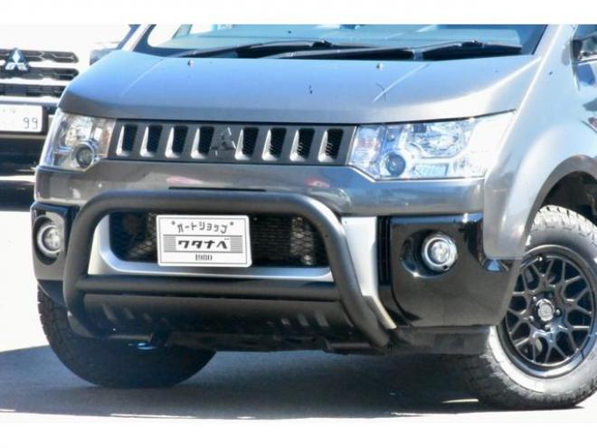 デリカＤ：５ Ｄ パワーパッケージ ４ＷＤ Ｆグリルラプターペイント 新品タイヤ／アルミ 新品フロントガード シートカバー ステップ付 社外ナビ／ＴＶ／バックカメラ マッドフラップ（北海道） 4WD 2200(D) 5Dr