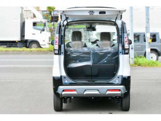 デリカミニＴ プレミアム デリマルパッケージ ４ＷＤ 届出済未使用車 寒冷地プラスパック １２．３インチナビ ＥＴＣ２．０ 純正ドライブレコーダー前後 三菱コネクト（北海道） 登録済未使用車 4WD 660 5Dr