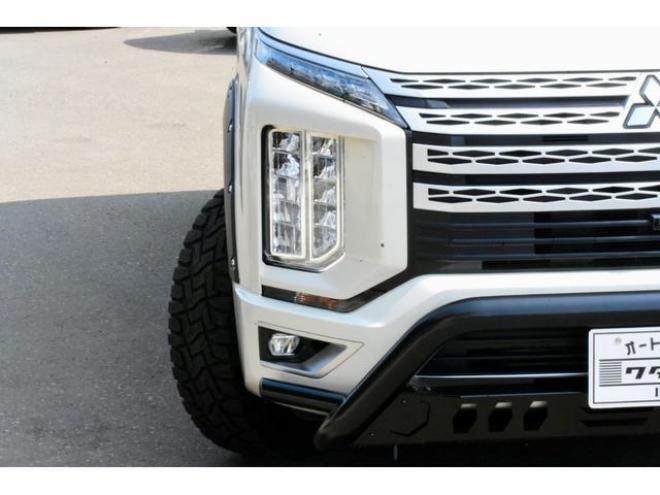 デリカＤ：５ Ｐ ４ＷＤ 本州仕入 ＴＡＲＯＵＳセレクション ＴＯＹＯタイヤ２３５／７０Ｒ１６／新品アルミ ＪＡＯＳオーバーフェンダー 新品フロントガード 本革シート １１型純正ナビ オートステップ付（北海道） 4WD 2200(D) 5Dr