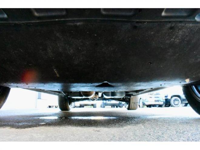 デリカＤ：５ Ｇ ４ＷＤ 本州仕入 新品フロントガード 新品ディスプレイオーディオ 純正ルーフラック 新車外し１８インチホイール／タイヤ（北海道） 4WD 2200(D) 5Dr