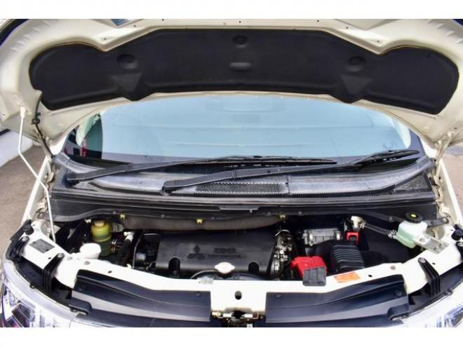 デリカＤ：５ Ｄ パワーパッケージ ４ＷＤ 本州仕入 前期／最終型 新品１６インチアルミ／タイヤ 社外ナビ／バックカメラ ディーラー点検 エンジンマウント交換付（北海道） 4WD 2200(D) 5Dr
