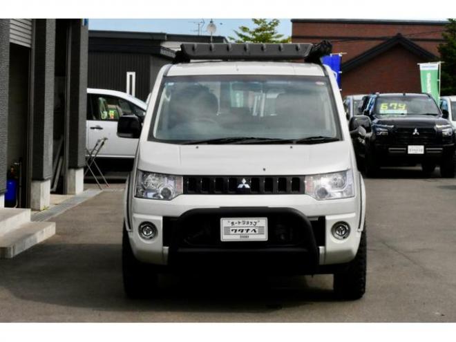 デリカＤ：５ シャモニー ４ＷＤ サイドタープ／ルーフキャリア リフトアップ １６インチホイール／ＭＴタイヤ ＢＳスタッドレス フリップダウンモニター（北海道） 4WD 2200(D) 5Dr