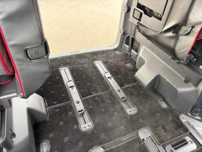 デリカD：5 2.2 D パワーパッケージ ディーゼルターボ 4WD　車検10年2月　両側パワースライド　アルミ・ホワイトレター 2300