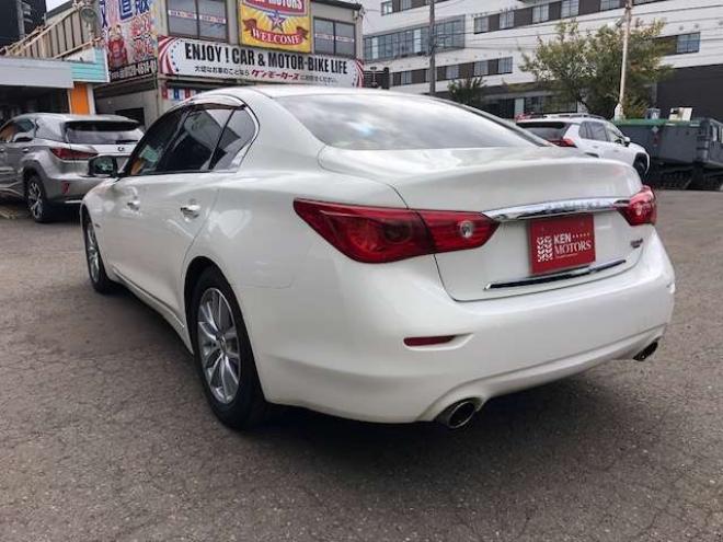 スカイライン3.5 350GT FOUR ハイブリッド　ナビ・Bカメラ・地デジ 4WD 3500