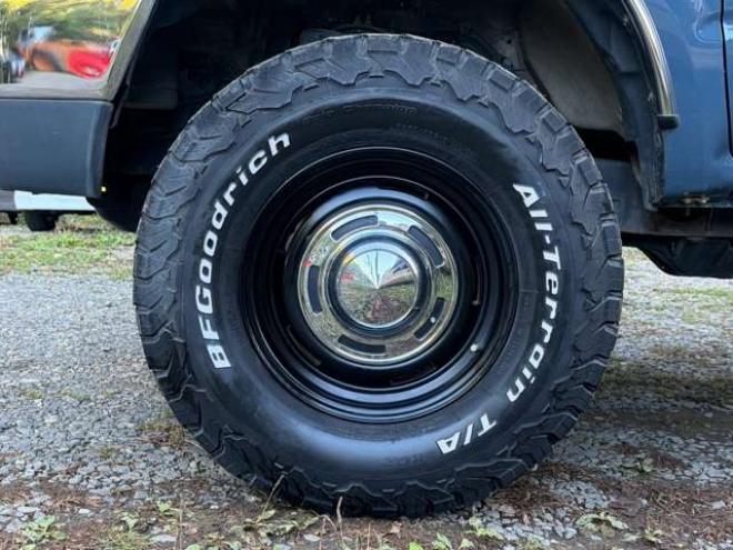 ハイラックスサーフ2.7 SSR-X プレミアムセレクション 4WD　4WD　本州仕入　ETC　ナビ　TV　キーレスエントリー　AT　Bluetooth　ABS　エアコン　パワーステアリング 2700
