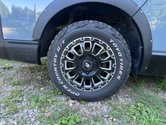 キャラバンNV350 2.5 プレミアムGX ロングボディ ディーゼルターボ 4WD　ABS　衝突軽減ブレーキ　横滑防止装置　盗難防止装置　エアコン　パワステ　パワーウィンドウ　キーレス　片側スライドドア　フォグランプ　ETC　エアバッグ　オリジナル全塗装アンビルグレー　フロントグリル 2500