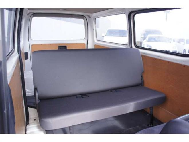 ハイエースバン2.8 DX ロング ディーゼルターボ 4WD　フロントシートセパレート仕様変更済　　　センターコンソール付　415COBRA丸目ライトキット&バッドラッカー16インチAW　415SAFARIフロントスポイラー　TOYOオープンカントリーR/T　電動格納ドアミラー 2800