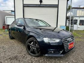 アウディ　A4 2.0TFSIクワトロ 4WD 2000 4Dr