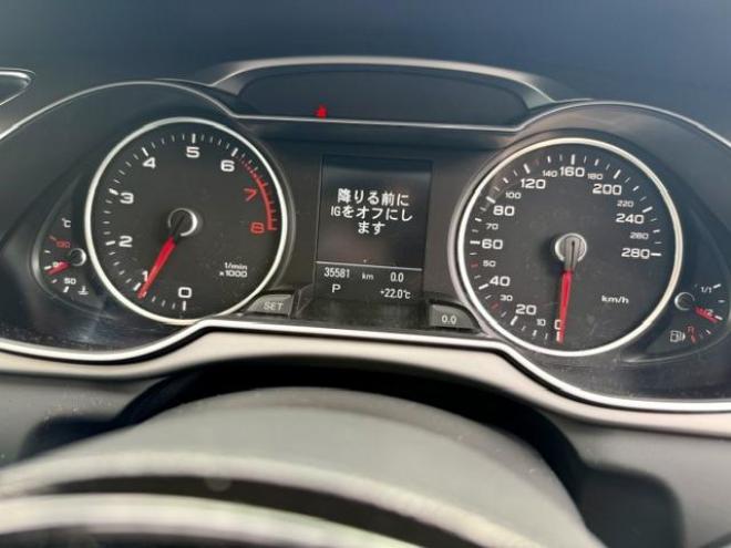 アウディA4 2.0TFSIクワトロ 4WD 2000 4Dr