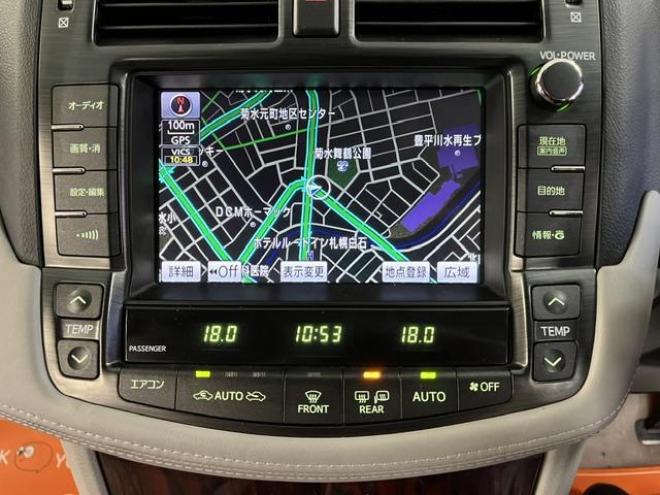 クラウンロイヤルサルーン　ｉ－Ｆｏｕｒ　本州仕入　後期型　禁煙車　社外１７インチＡＷ　純正１６ＡＷ＋スタッドレスタイヤ付　純正ＨＤＤナビ　フルセグ地デジ　ＤＶＤ再生　Ｂｌｕｅｔｏｏｔｈオーディオ　Ｍサーバー　クルーズコントロール　ＥＴＣ 4WD 3000 4Dr