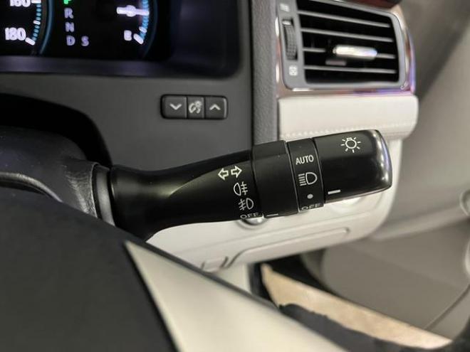クラウンロイヤルサルーン　ｉ－Ｆｏｕｒ　本州仕入　後期型　禁煙車　社外１７インチＡＷ　純正１６ＡＷ＋スタッドレスタイヤ付　純正ＨＤＤナビ　フルセグ地デジ　ＤＶＤ再生　Ｂｌｕｅｔｏｏｔｈオーディオ　Ｍサーバー　クルーズコントロール　ＥＴＣ 4WD 3000 4Dr