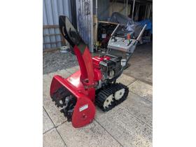 除雪機　ホンダ　HS760　7馬力　ガスアシストタイプ