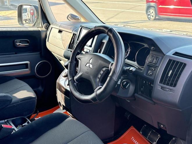 デリカ2.4ローデスGパワーパッケージ　４WD　ローンが不安な方＜優遇ローン＞寒冷地仕様　両側パワースライドドア