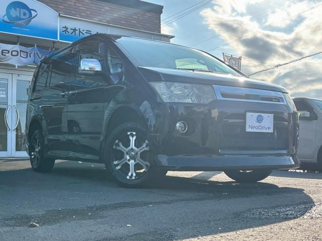 デリカ2.4ローデスGパワーパッケージ　４WD　ローンが不安な方＜優遇ローン＞寒冷地仕様　両側パワースライドドア