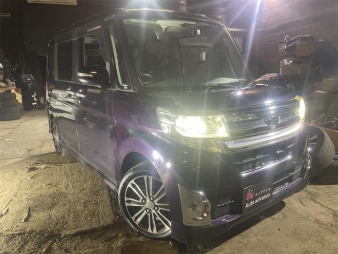 タントカスタムＲＳ ＳＡ ４ＷＤ 本州仕入れ ターボ ナビ ＴＶ Ｒカメラ 衝突軽減装置 横滑り防止機能 寒冷地仕様 ＬＥＤ キーレス スマートキー パワーステアリング フルタイム４ＷＤ パワーウィンドウ 盗難防止装置（北海道） 4WD 660 5Dr