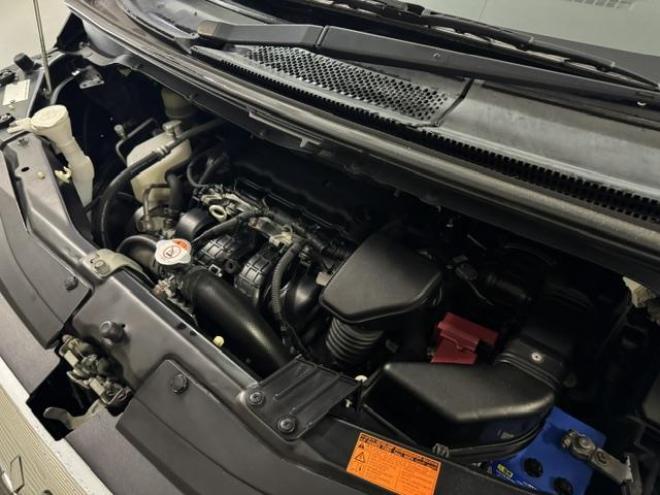 デリカＤ：５　Ｇパッケージ　寒冷地仕様　禁煙車　エクストリーム１６インチＡＷ＋新品ＴＯＹＯホワイトレター　純正１８ＡＷ＋スタッドレスタイヤ付　カロッツェリアナビ　地デジ　ＤＶＤ再生　バックカメラ　クルーズコントロール　ＥＴＣ 4WD 2400 5Dr