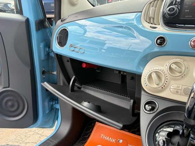 フィアット500(チンクエチェント) ツインエア ポップ　 正規輸入車 2WD 900