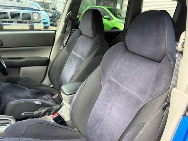 フォレスター2.0 クロススポーツ i アルカンターラスタイル4WD　シートヒーター社外17インチ　エアロ 2000