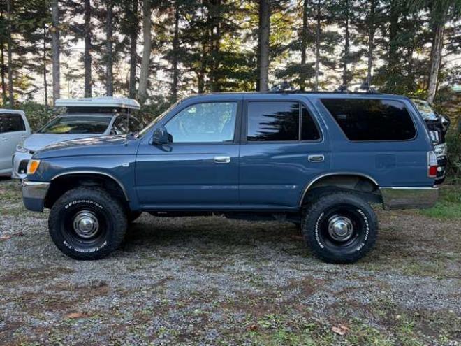 ハイラックスサーフ2.7 SSR-X プレミアムセレクション 4WD　4WD　本州仕入　ETC　ナビ　TV　キーレスエントリー　AT　Bluetooth　ABS　エアコン　パワーステアリング 2700