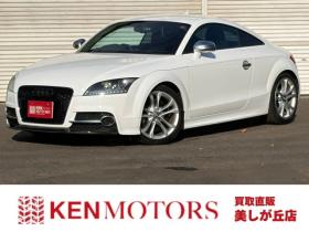 アウディ　TTSクーペ 2.0 4WD　ディスプレイオーディオ・キーレス・TTS 正規輸入車 2000