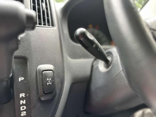タウンエースバン1.5 GL 4WD　ベージュツートン全塗装済　ストラーダナビTV　バックカメラ　LEDヘッドライト　純正デフロック　リアヒーター　寒冷地仕様　ブラウンレザー調シートカバー　ルーフラック 1500
