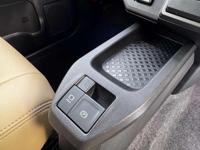 タフトGターボ クロム ベンチャー 4WD　スマートアシストプッシュスタート　エンジンスターター　純正オプションナビ　Bluetooth シートヒーター　追従クルコン　クラッツィオシートカバー　サンルーフ　ドライブレコーダー　新品ジオランダーマッドタイヤ 660