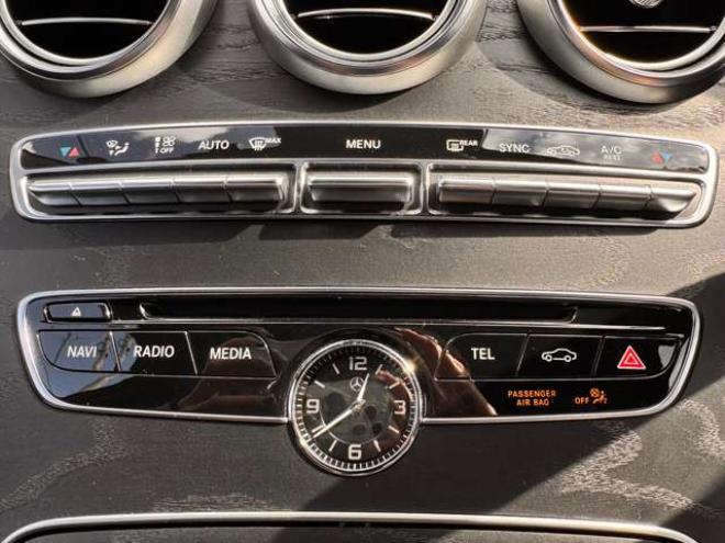 ベンツCクラスワゴン C200 4マチック スポーツ 4WD　ブラインドスポットモニター・ディスタンスパイロットディストロニック・ステアリングパイロット・アイドリングストップ・電動テールゲート・メモリーパワーシート・LEDヘッドライト・純正ナビ・バックカメラ 2000
