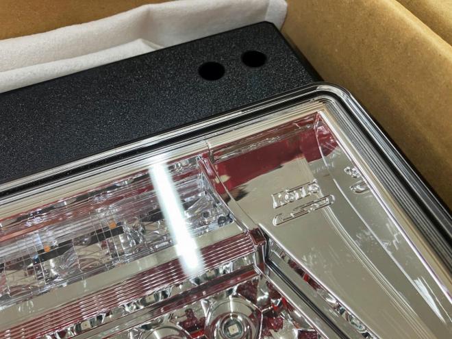 その他小糸製　新品　シーケンシャル3連　LEDテールランプ　LRセット