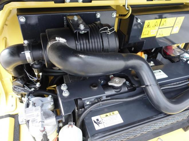 ホイールローダヤンマー V3-7S　バケット容量0.4m3