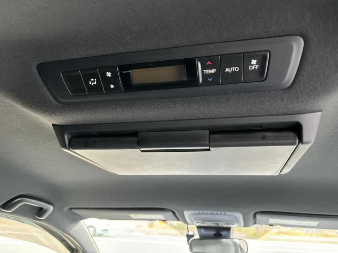 ヴォクシー2.0ZS 4WD　＜優遇ローン＞本州仕入　寒冷地仕様　両側Pスラ
