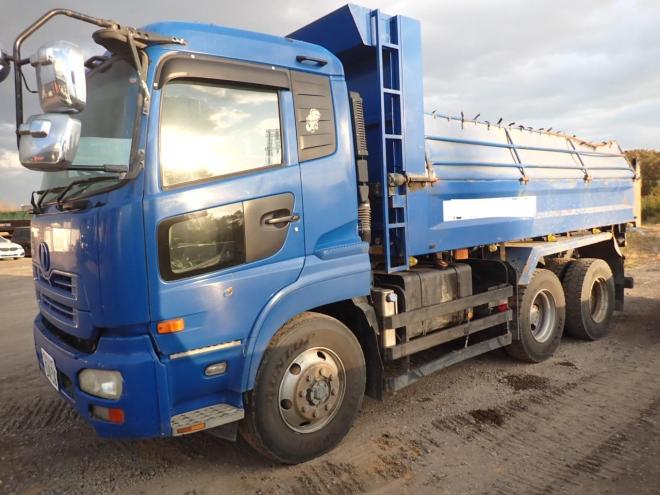 クオン苫小牧ヤード