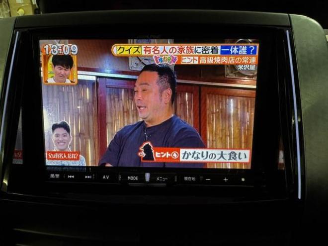 ヴォクシーＺＳ　キラメキＺ　本州仕入　禁煙車　アルパインリアフリップダウンモニター　アルパインナビ　地デジ　ＤＶＤ再生　Ｂｌｕｅｔｏｏｔｈオーディオ　バックカメラ　エンジンスターター　純正１６インチＡＷ　スタッドレスタイヤ付 4WD 2000 5Dr