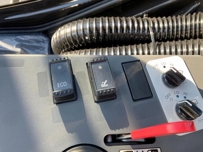 ホイールローダ日立　未使用　ZW80S-5B　タイヤショベル　建機　