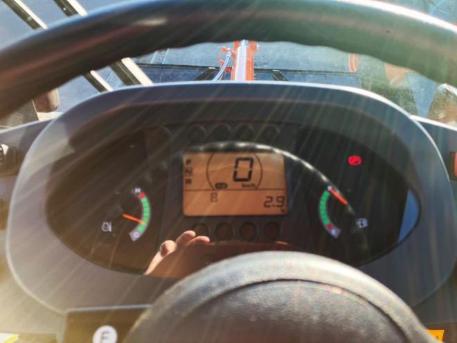 ホイールローダ日立　未使用　ZW80S-5B　タイヤショベル　建機　