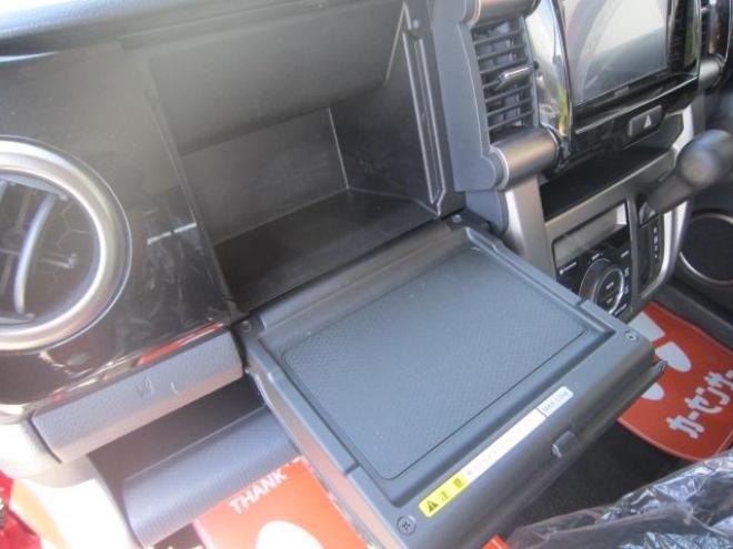 ハスラーＪスタイルＩＩ ４ＷＤ ツートンルーフ 道外仕入れ レーダーブレーキサポート スマートキー プッシュスタート シート＆ミラーヒーター ナビＴＶ Ｂカメラ ＢＩｕｅｔｏｏｔｈ ドラレコ ＨＩＤ バイザー １年間保証付（北海道） 4WD 660 5Dr