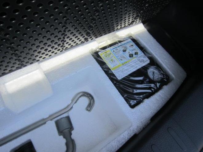 ハスラーＪスタイルＩＩ ４ＷＤ ツートンルーフ 道外仕入れ レーダーブレーキサポート スマートキー プッシュスタート シート＆ミラーヒーター ナビＴＶ Ｂカメラ ＢＩｕｅｔｏｏｔｈ ドラレコ ＨＩＤ バイザー １年間保証付（北海道） 4WD 660 5Dr