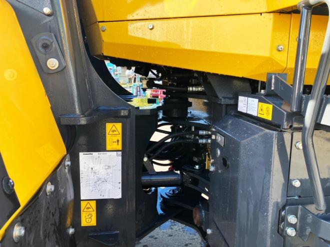 ホイールローダコマツ　中古　WA100-8Y　マルチプラウ仕様　タイヤショベル　建機