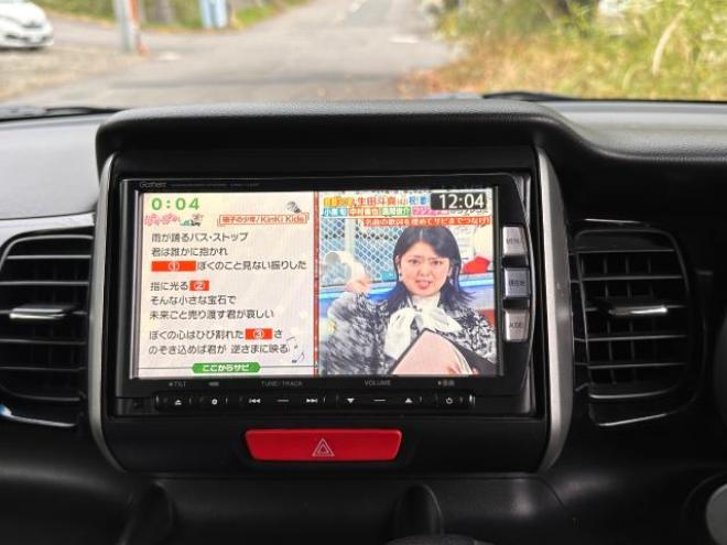 N-BOXカスタムG Lパッケージ　4WD タイミングチェーン車　フルセグテレビ　ナビ　ETC エンジンスターター　HID スマートキー　左パワースライド 4WD 660 5Dr