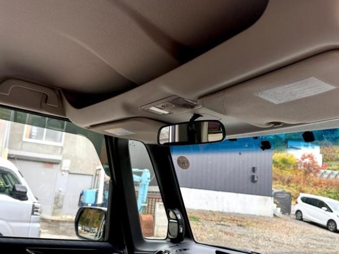 N-BOXカスタムG Lパッケージ　4WD タイミングチェーン車　フルセグテレビ　ナビ　ETC エンジンスターター　HID スマートキー　左パワースライド 4WD 660 5Dr