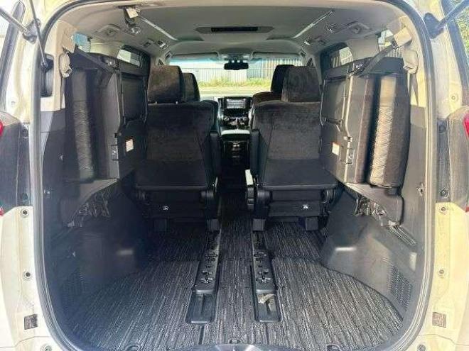 アルファードハイブリッドハイブリッド2.5SR 4WD  ローンが不安な方＜優遇ローン＞寒冷地仕様　純正ワイドナビ