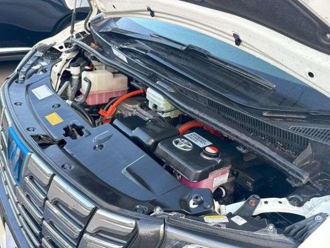 アルファードハイブリッドハイブリッド2.5SR 4WD  ローンが不安な方＜優遇ローン＞寒冷地仕様　純正ワイドナビ
