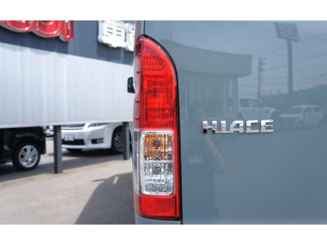 ハイエースバン2.7 スーパーGL ワイド ロング ミドルルーフ 4WD　9型/丸目フェイス/アースカラー/4WD/2.7ガソリン/ナビ付 2700