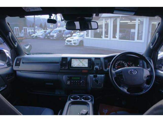ハイエースバン2.8 スーパーGL ダークプライムII ロングボディ ディーゼルターボ 4WD　ワンオーナー　メモリーナビTV　バックカメラ　ワークエクストラップ17インチAW　ローダウン　415コブラフロントスポイラー　両側パワースライドドア　AC100V　トヨタセーフティセンス　寒冷地仕様 2800