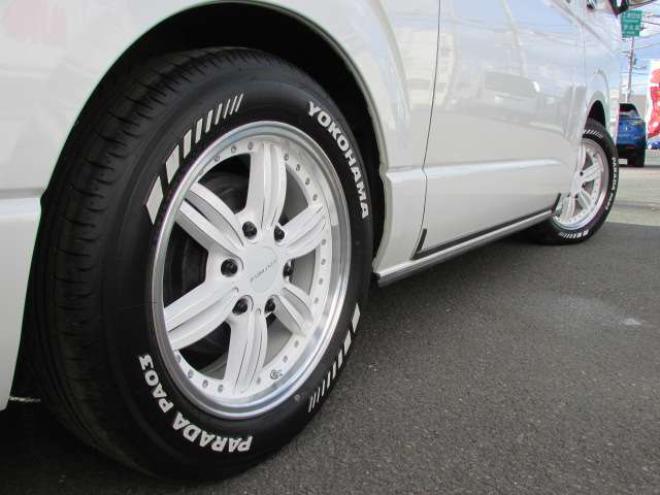 レジアスエース2.8 スーパーGL ダークプライムII ロングボディ ディーゼルターボ 4WD　415COBRA　クリーンルック3フロントスポイラー　バッドラッカーIII17インチAW　ヨコハマPARADA215/60R17　両側パワースライドドア　ETC バックカメラ　フリップダウンモニター　寒冷地仕様　リアヒーター&クーラー 2800